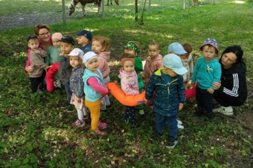 Zdjęcie grupowe dzieci