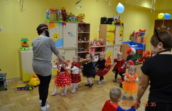 Bal karnawałowy w Żłobku