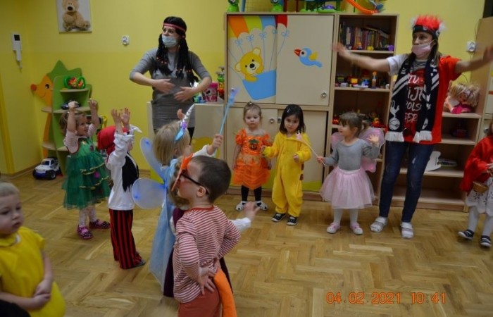 Bal karnawałowy w Żłobku