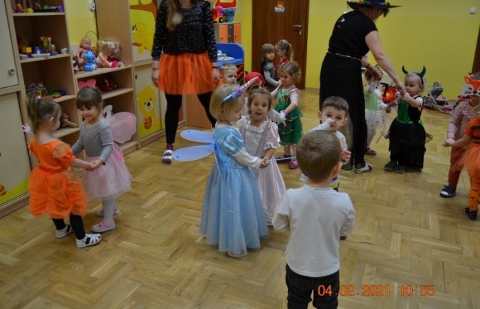 Bal karnawałowy w Żłobku