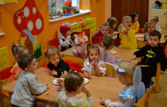 Bal karnawałowy w Żłobku