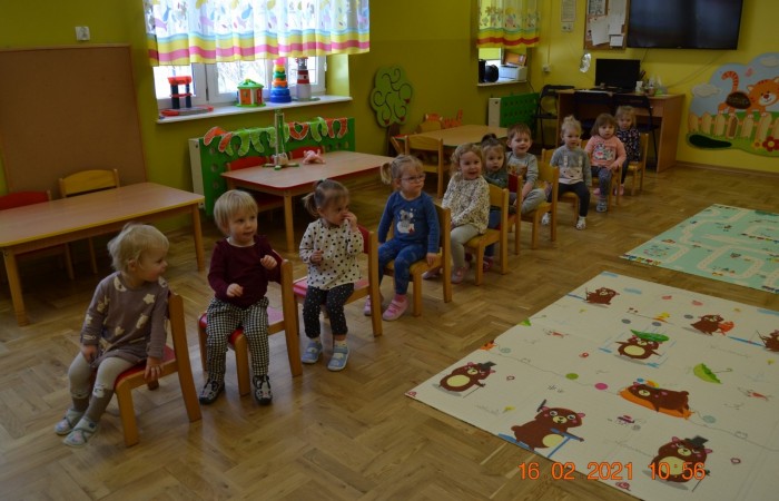 Zabawy grupowe u Żabek