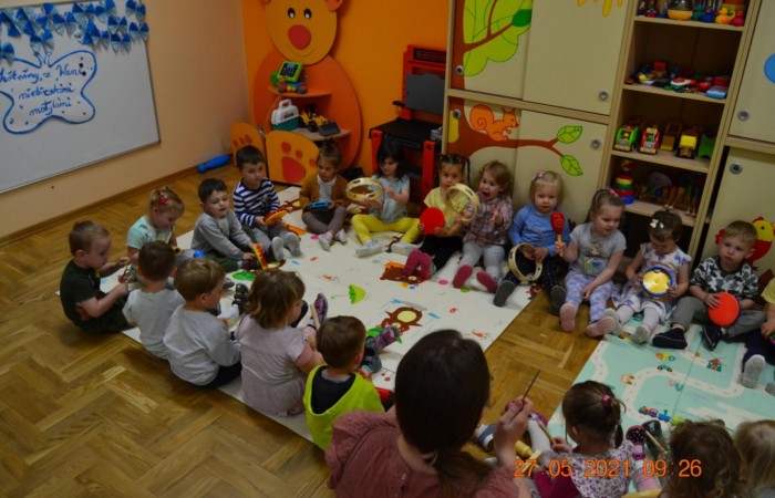 Muzyka bawi i rozwija
