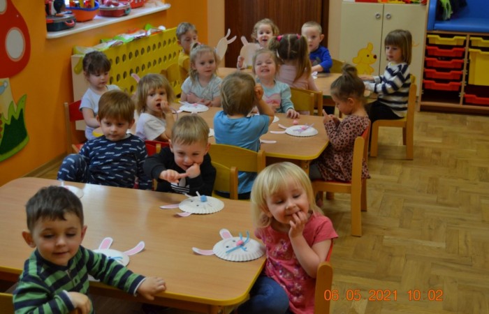 Na wiosennej łące tańczyły zające…