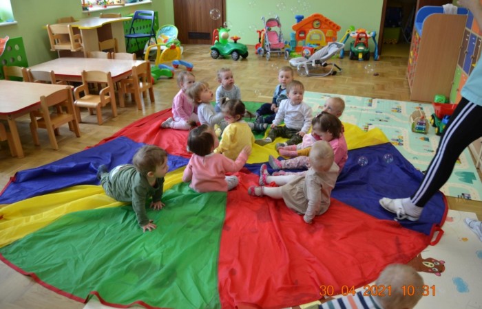 Ruchowe zabawy na Krasnalkach