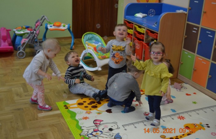 Ruchowe zabawy na Krasnalkach