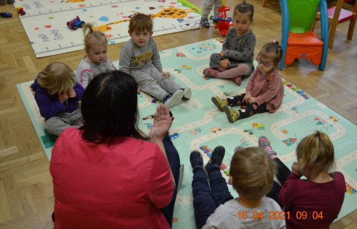 Zabawy Misiów, Żabek i Krasnali w łączonych grupach
