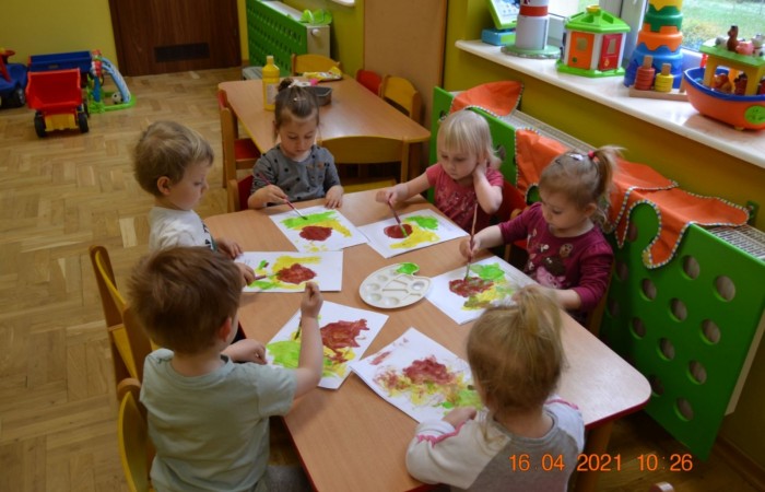 Zabawy Misiów, Żabek i Krasnali w łączonych grupach