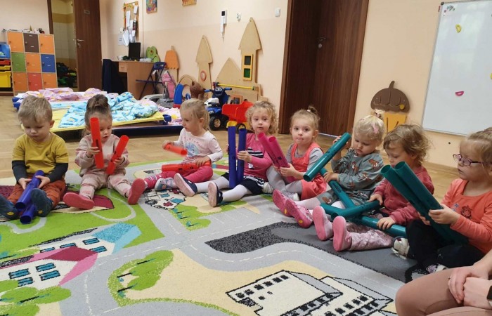 Zajęcia rytmiczne u Misiów
