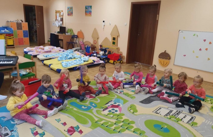 Zajęcia rytmiczne u Misiów