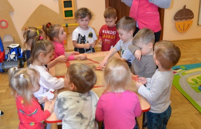 Ptaszki w karmniku