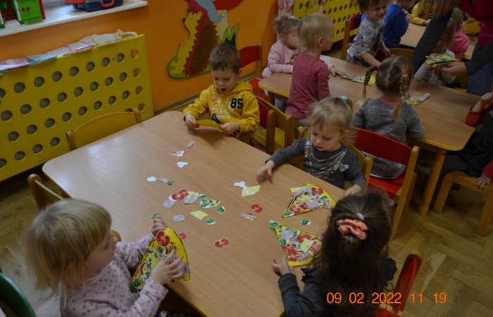 Misie i Krasnale świętują Międzynarodowy Dzień Pizzy