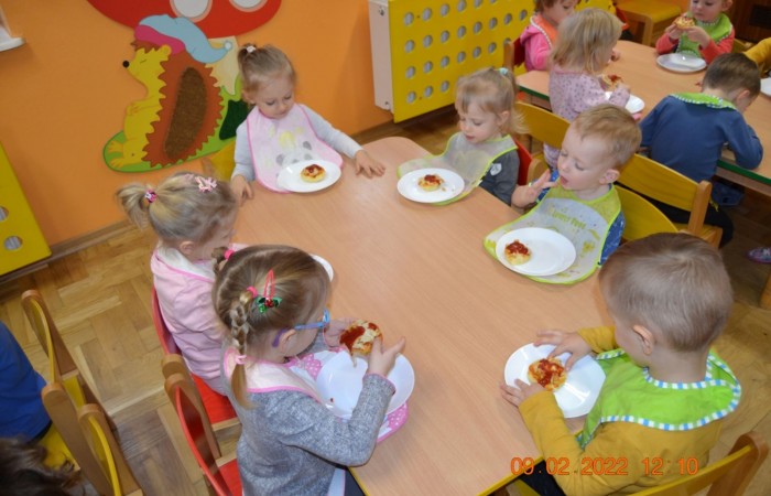 Misie i Krasnale świętują Międzynarodowy Dzień Pizzy