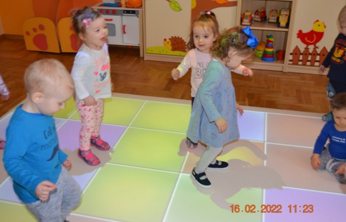 Zabawy na macie interaktywnej