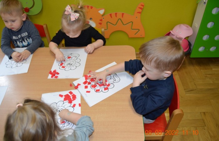 Dzień Kobiet w grupie Żabki