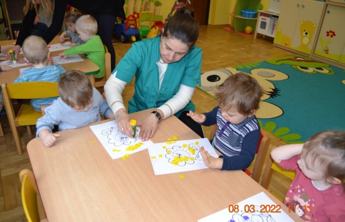 Dzień Kobiet w grupie Żabki