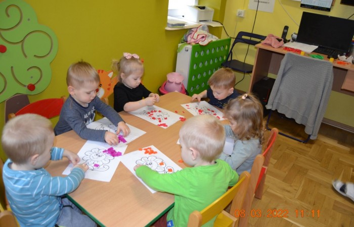 Dzień Kobiet w grupie Żabki