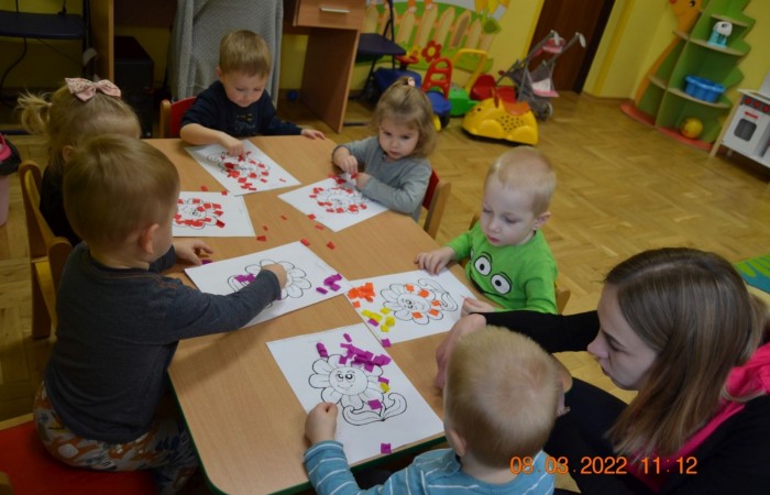 Dzień Kobiet w grupie Żabki