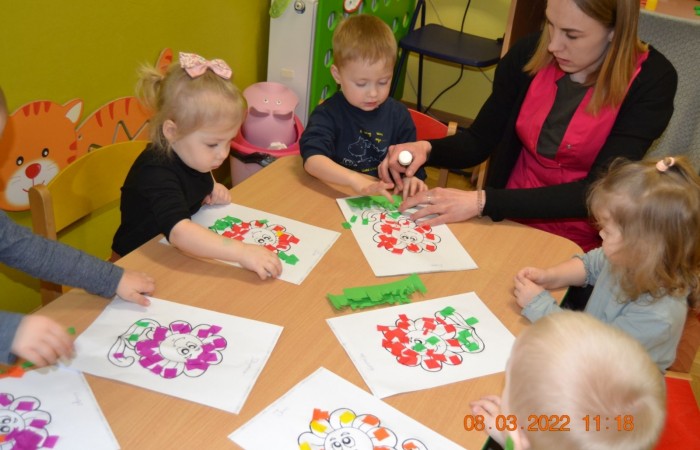 Dzień Kobiet w grupie Żabki