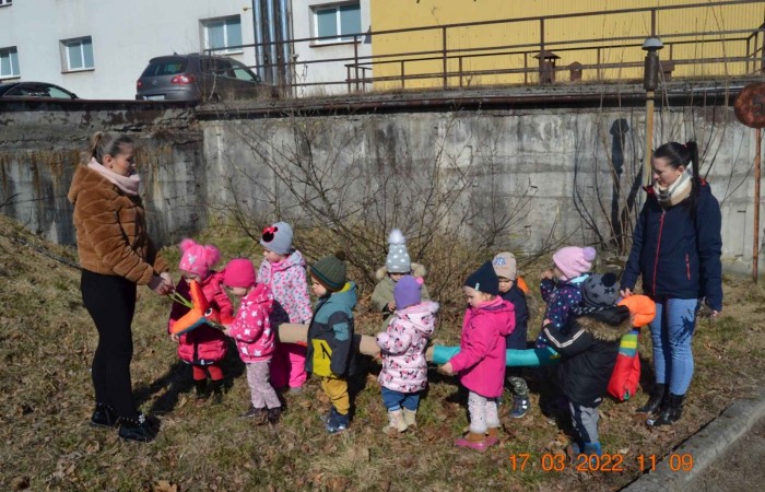 W poszukiwaniu Pani Wiosny w grupie Misie