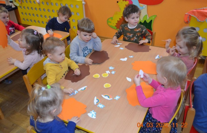 W poszukiwaniu Pani Wiosny w grupie Misie