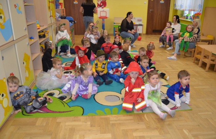 Bal karnawałowy