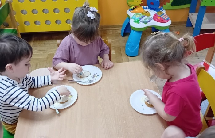 Pisanki wielkanocne na słodko u Misiów