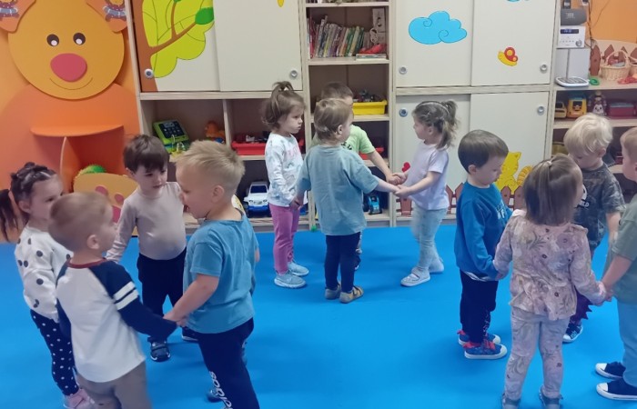 Misie na zajęciach rytmiki