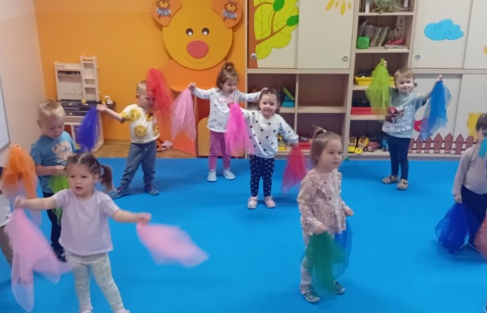 Misie na zajęciach rytmiki