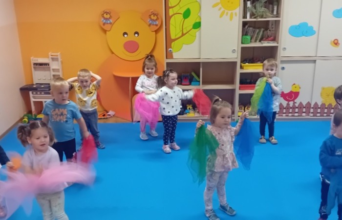 Misie na zajęciach rytmiki