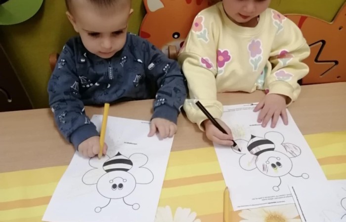 Dzień Pszczoły u Żabek