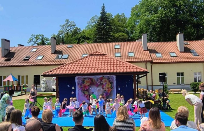 Dzień Rodziny - występ grupy Misie