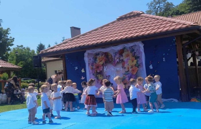 Dzień Rodziny - występ grupy Misie