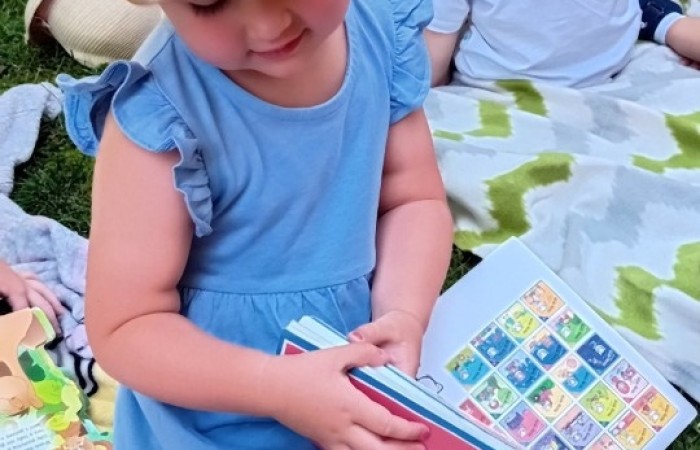 Piknik i zabawy w ogrodzie Misiów