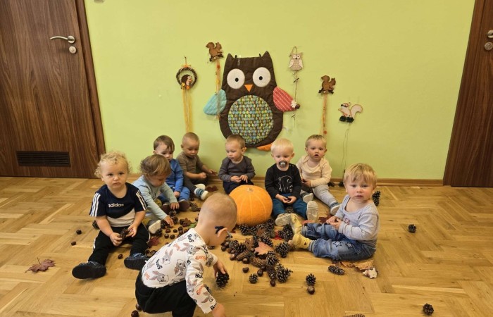 Krasnale poznają dary Jesieni